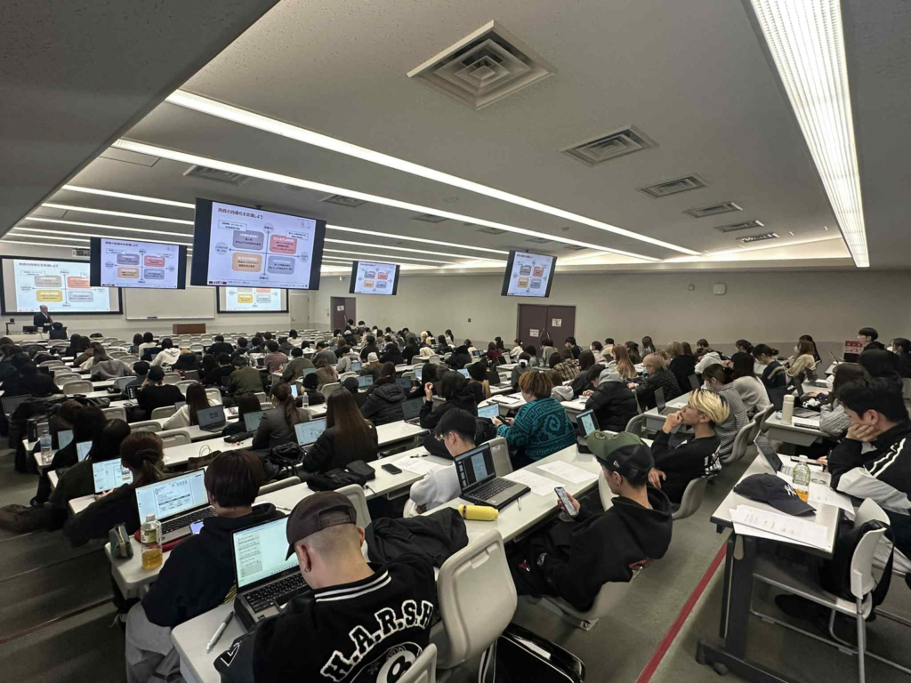 令和7年度 中村学園大学マーケティング特別講義「小売りのマーチャンダイジング」~バイヤー時代の実践経験から~に外部講師として登壇いたしました。