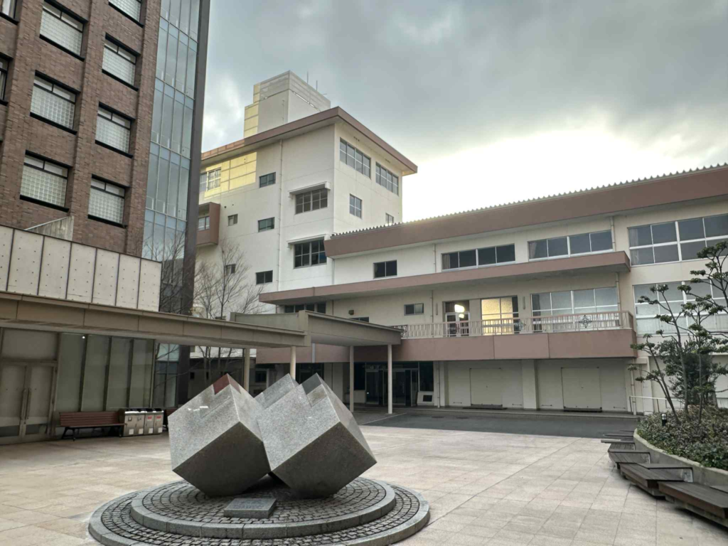 令和7年度　中村学園大学マーケティング特別講義「新商品開発の手順」～ブランド構築とプロモーション～に外部講師として登壇いたしました。